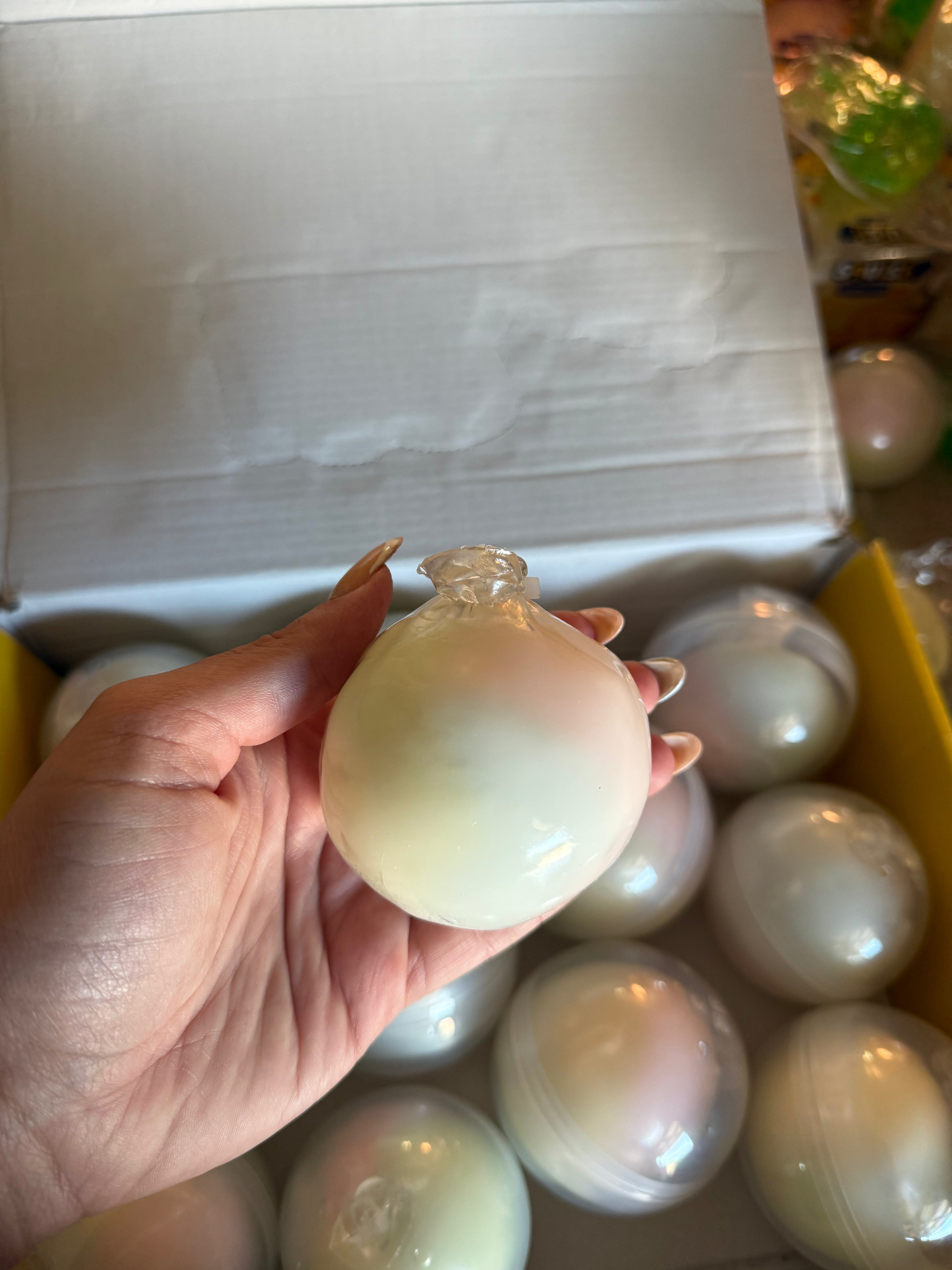 Wax Cracking Ball