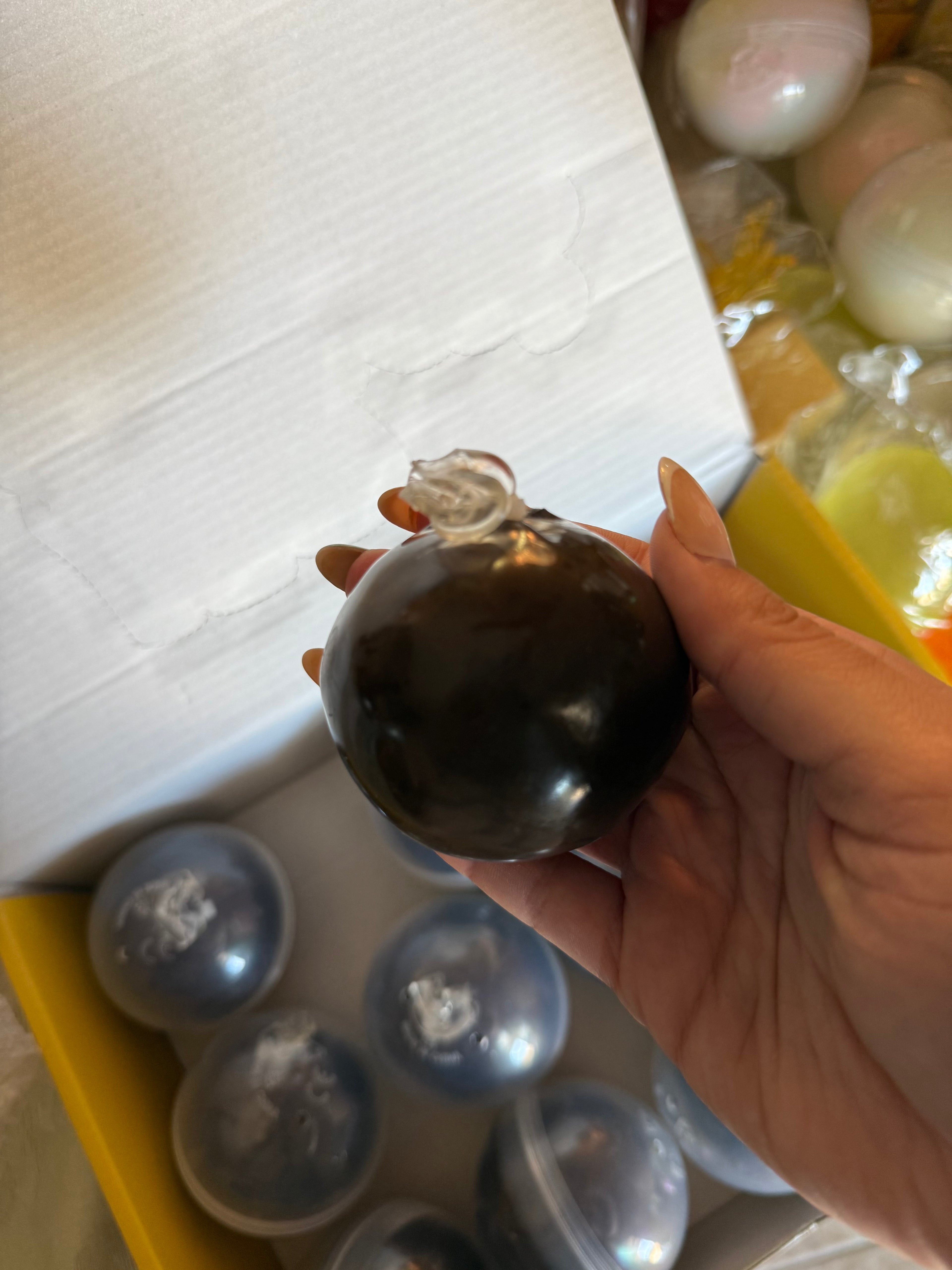 Chocolate Cracking Ball