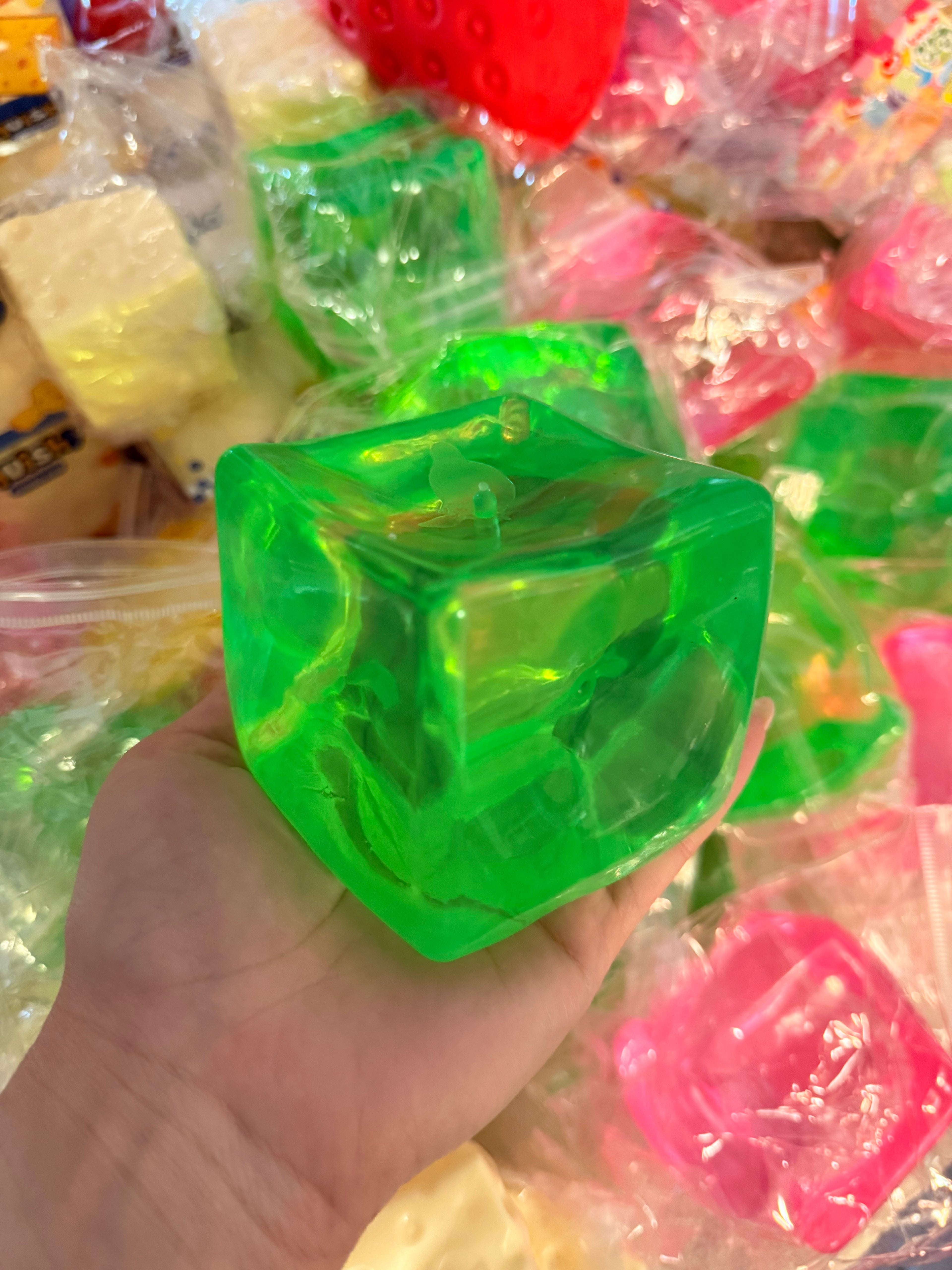 Jumbo Cube